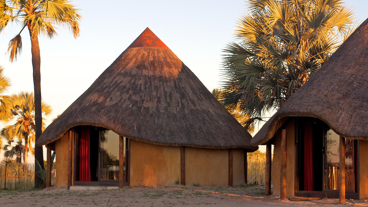 Ongula Village Homestead Lodge Omupumba Экстерьер фото